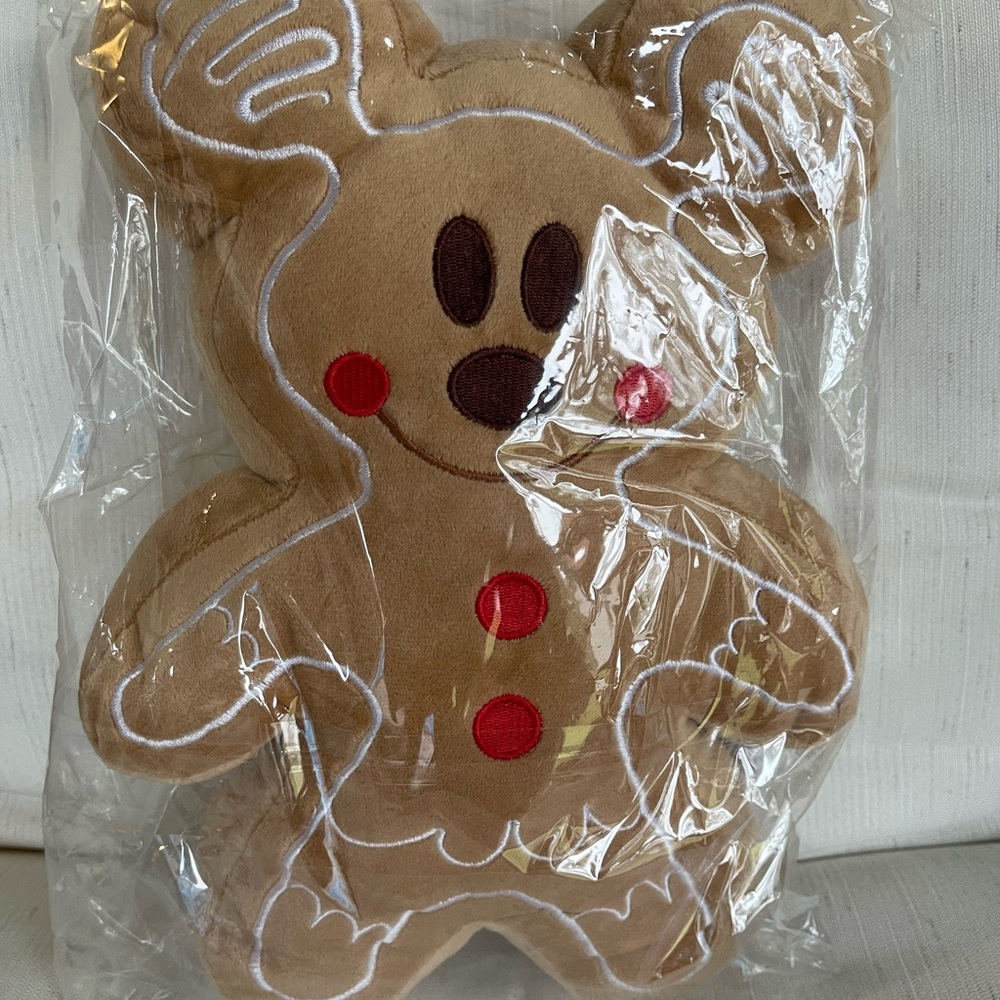Mickey & Minnie Gingerbread Men Pillows